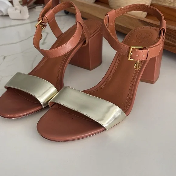 Tory Burch sandal - Picture 4 of 5